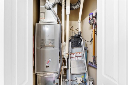 372 Northlands Pointe Ne, Medicine Hat, AB - Indoor Photo Showing Basement