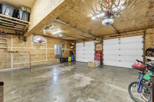 369 Stratton Way Se, Medicine Hat, AB - Indoor Photo Showing Garage