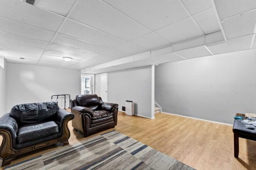 45 Cooper Road Se, Medicine Hat, AB - Indoor