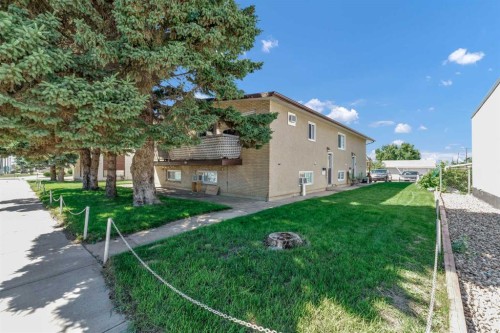 105 Broadway Avenue EAST Redcliff, AB T0J 2P0