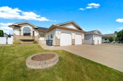 175 Stanfield Way SEMedicine Hat, AB T1B 4J5