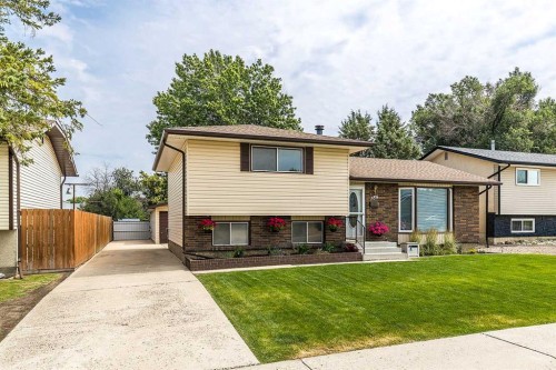 189 Hull Crescent Ne, Medicine Hat, AB - Outdoor