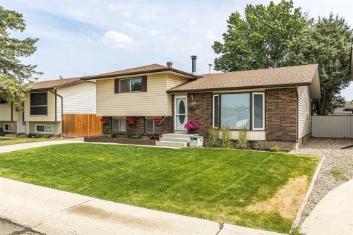 189 Hull Crescent Ne, Medicine Hat, AB - Outdoor