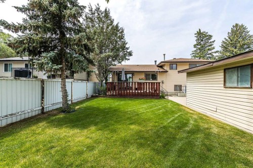 189 Hull Crescent Ne, Medicine Hat, AB - Outdoor With Deck Patio Veranda