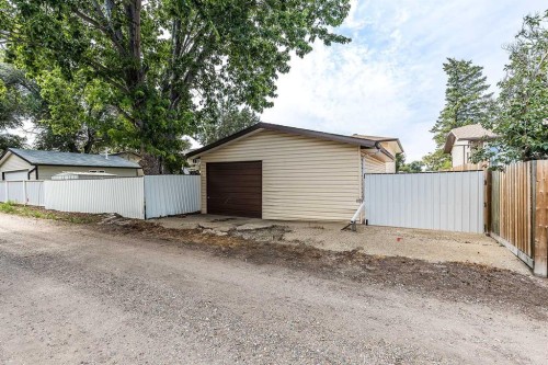 189 Hull Crescent Ne, Medicine Hat, AB - Outdoor