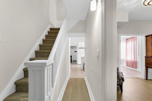 856A Braemar Street Se, Medicine Hat, AB - Indoor Photo Showing Other Room