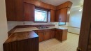 892 Bassett Crescent Nw, Medicine Hat, AB  - Indoor Photo Showing Kitchen With Double Sink 