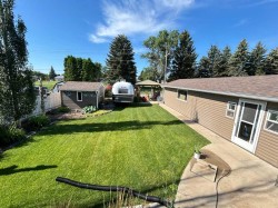 53 Carswell Road SEMedicine Hat, AB T1B 1L9