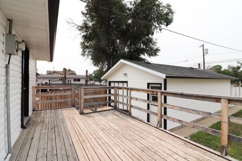 328 2Nd Street Se, Redcliff, AB - Outdoor With Exterior