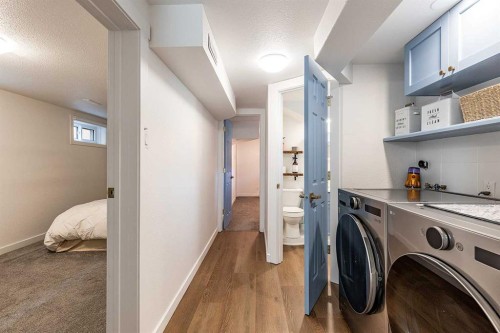 259 3 Street Nw, Medicine Hat, AB - Indoor Photo Showing Laundry Room