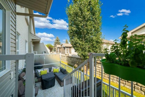 316 Washington Way Se, Medicine Hat, AB - Outdoor