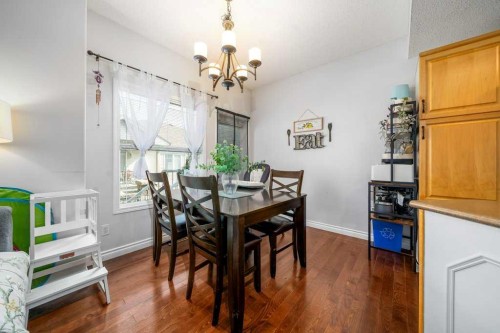 316 Washington Way Se, Medicine Hat, AB - Indoor Photo Showing Dining Room