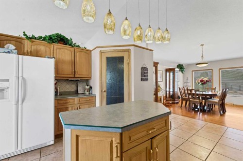 1336 4A Avenue, Dunmore, AB - Indoor