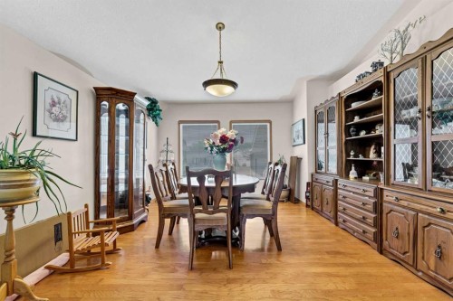1336 4A Avenue, Dunmore, AB - Indoor Photo Showing Dining Room