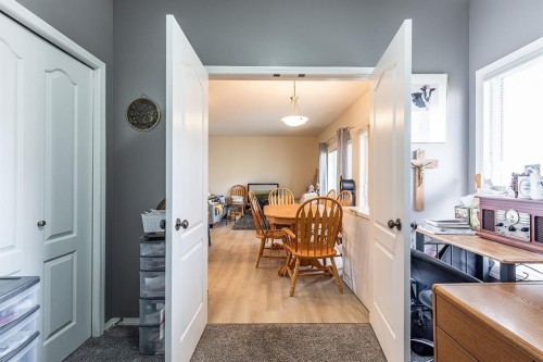 328 Northlands Pointe Ne, Medicine Hat, AB - Indoor
