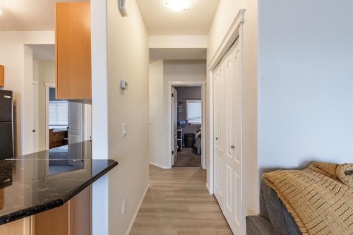 328 Northlands Pointe Ne, Medicine Hat, AB - Indoor