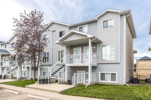 328 Northlands Pointe Ne, Medicine Hat, AB - Outdoor With Facade