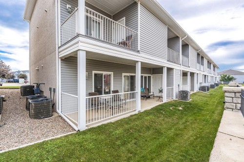328 Northlands Pointe Ne, Medicine Hat, AB - Outdoor With Deck Patio Veranda