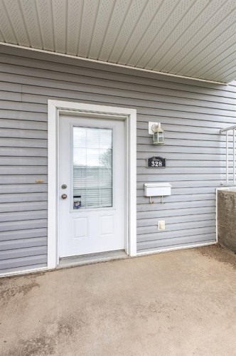 328 Northlands Pointe Ne, Medicine Hat, AB - Outdoor With Exterior