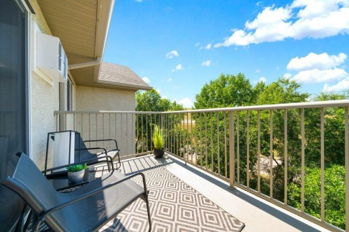 512-245 Red Deer Drive Sw, Medicine Hat, AB - Outdoor With Exterior