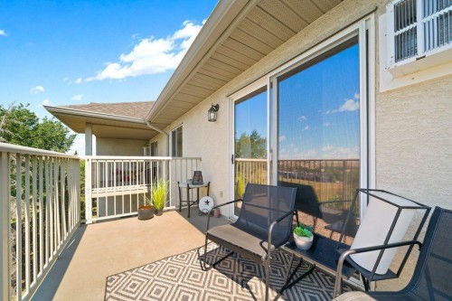 512-245 Red Deer Drive Sw, Medicine Hat, AB - Outdoor With Exterior