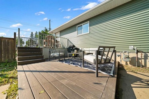 33 3 Avenue East, Tilley, AB - Outdoor With Deck Patio Veranda