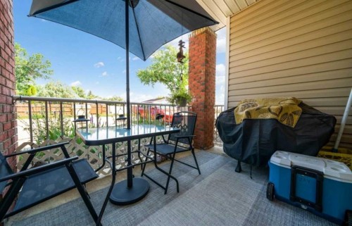 2-10 Broadway Court Nw, Redcliff, AB - Outdoor With Exterior