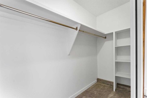 211-1051 3 Street Nw, Medicine Hat, AB - Indoor