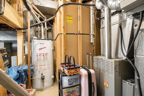 88 Cypress Way Se, Medicine Hat, AB - Indoor Photo Showing Basement
