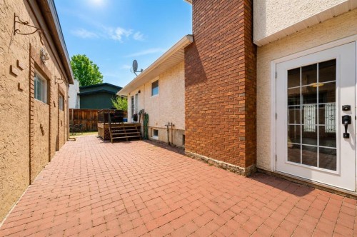 88 Cypress Way Se, Medicine Hat, AB - Outdoor With Deck Patio Veranda With Exterior