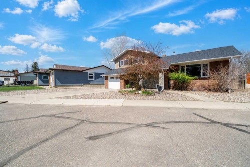 88 Cypress Way Se, Medicine Hat, AB - Outdoor