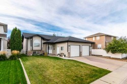 112 Sunset Drive SWMedicine Hat, AB T1B 4T8