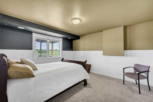 7312 Township Road 124, Rural Cypress County, AB - Indoor Photo Showing Bedroom