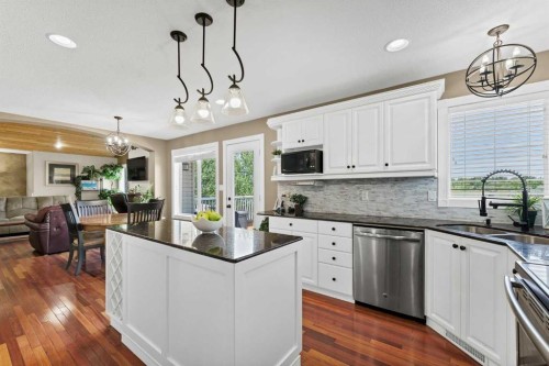 7312 Township Road 124, Rural Cypress County, AB - Indoor Photo Showing Kitchen With Upgraded Kitchen