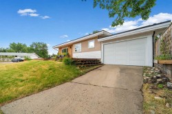 1002 13 Street NEMedicine Hat, AB T1A 5V6
