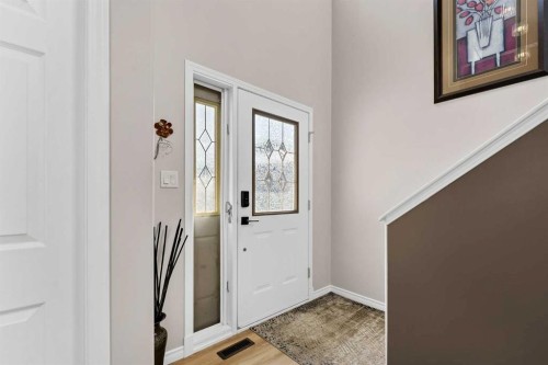 1A Stonegate Crescent Se, Medicine Hat, AB - Indoor Photo Showing Other Room