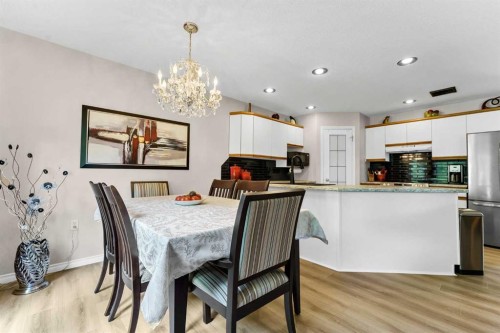 1A Stonegate Crescent Se, Medicine Hat, AB - Indoor Photo Showing Dining Room