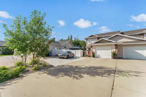 1A Stonegate Crescent Se, Medicine Hat, AB - Outdoor