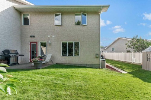 1A Stonegate Crescent Se, Medicine Hat, AB - Outdoor With Deck Patio Veranda With Exterior