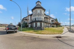 19-298 Somerset Way Way SE Medicine Hat, AB T1B 0E9