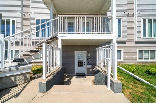 244 Northlands Pointe Ne, Medicine Hat, AB - Outdoor With Exterior
