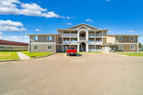 125 Southlands Pointe SE Medicine Hat, AB T1B 0M5
