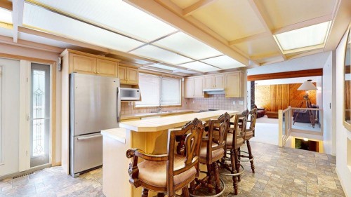 209 2 Avenue, Burdett, AB - Indoor