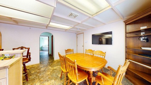 209 2 Avenue, Burdett, AB - Indoor Photo Showing Dining Room