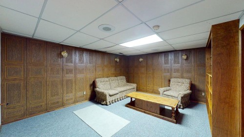 209 2 Avenue, Burdett, AB - Indoor Photo Showing Basement