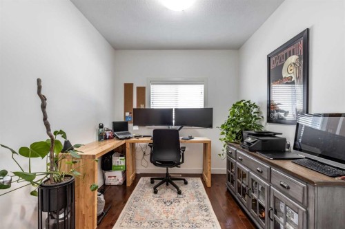26 Ranchlands Way Ne, Medicine Hat, AB - Indoor Photo Showing Office