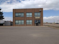1811 Broadway Avenue EAST Redcliff, AB T0J 2P0