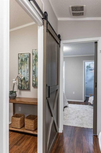 48 Chartwell Place Se, Medicine Hat, AB 