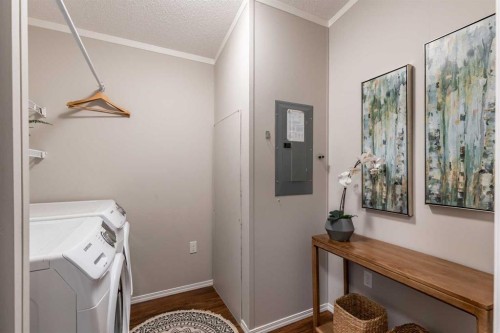 48 Chartwell Place Se, Medicine Hat, AB 