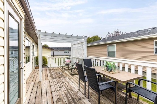48 Chartwell Place Se, Medicine Hat, AB 